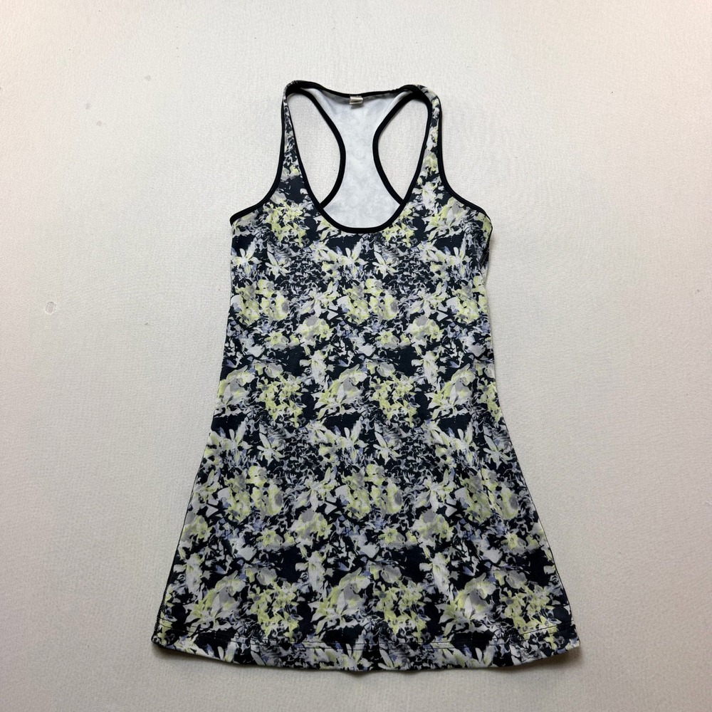 Lululemon Tank Top Women Size Four Black Floral Excellent Racerback Athletic